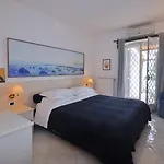 Star Fish House Амальфі