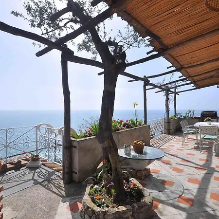 Vila Star Fish House